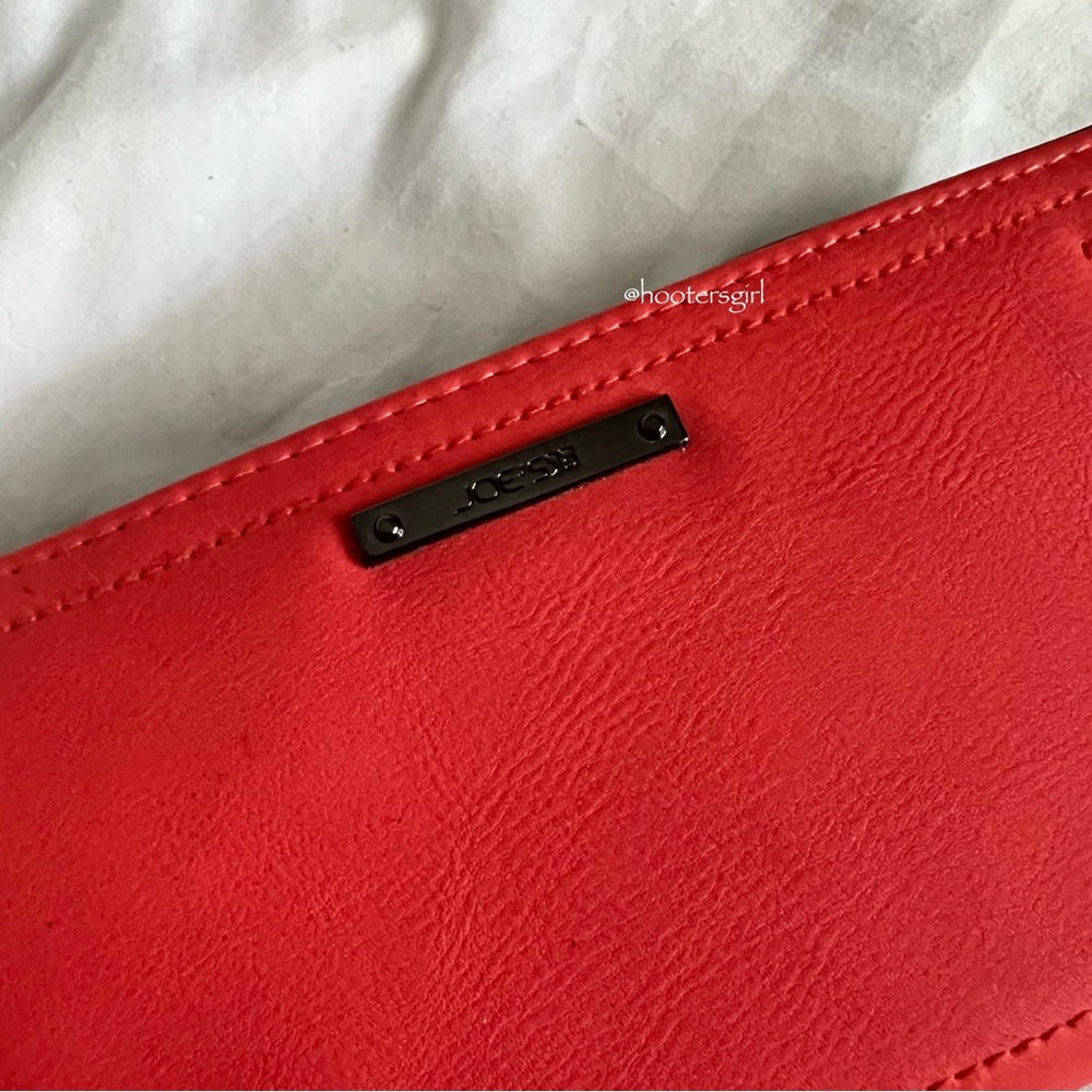 🪸Joe’s Jeans Naomi Slim Zip-Around Wallet🪸 - Picture 2 of 8